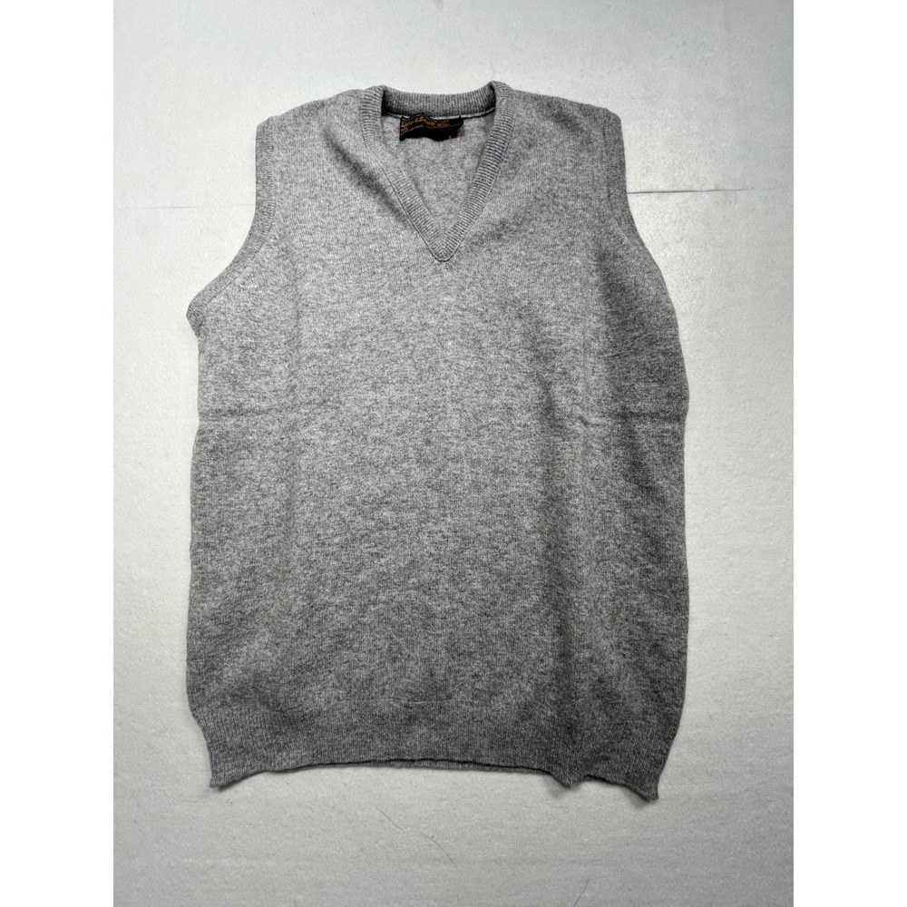 Lyle & Scott Men's V-Neck Sweater Vest Light Grey Pure New Wool Size M